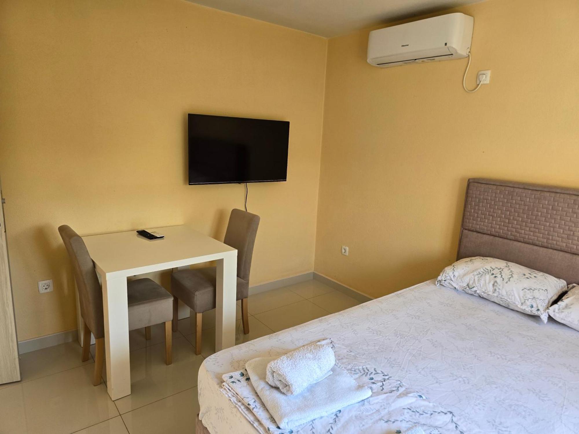 Apartman Tolosi Podgorica Exteriér fotografie